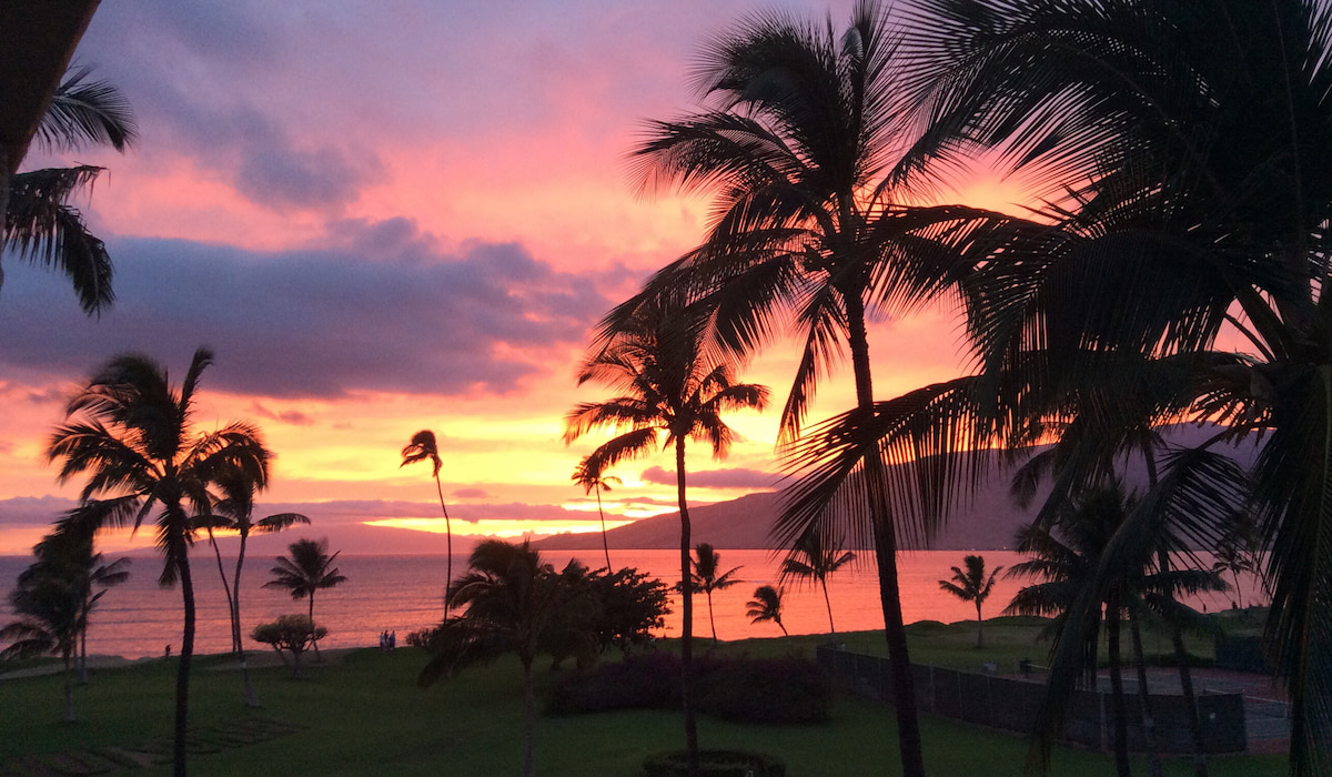 sunset in maui