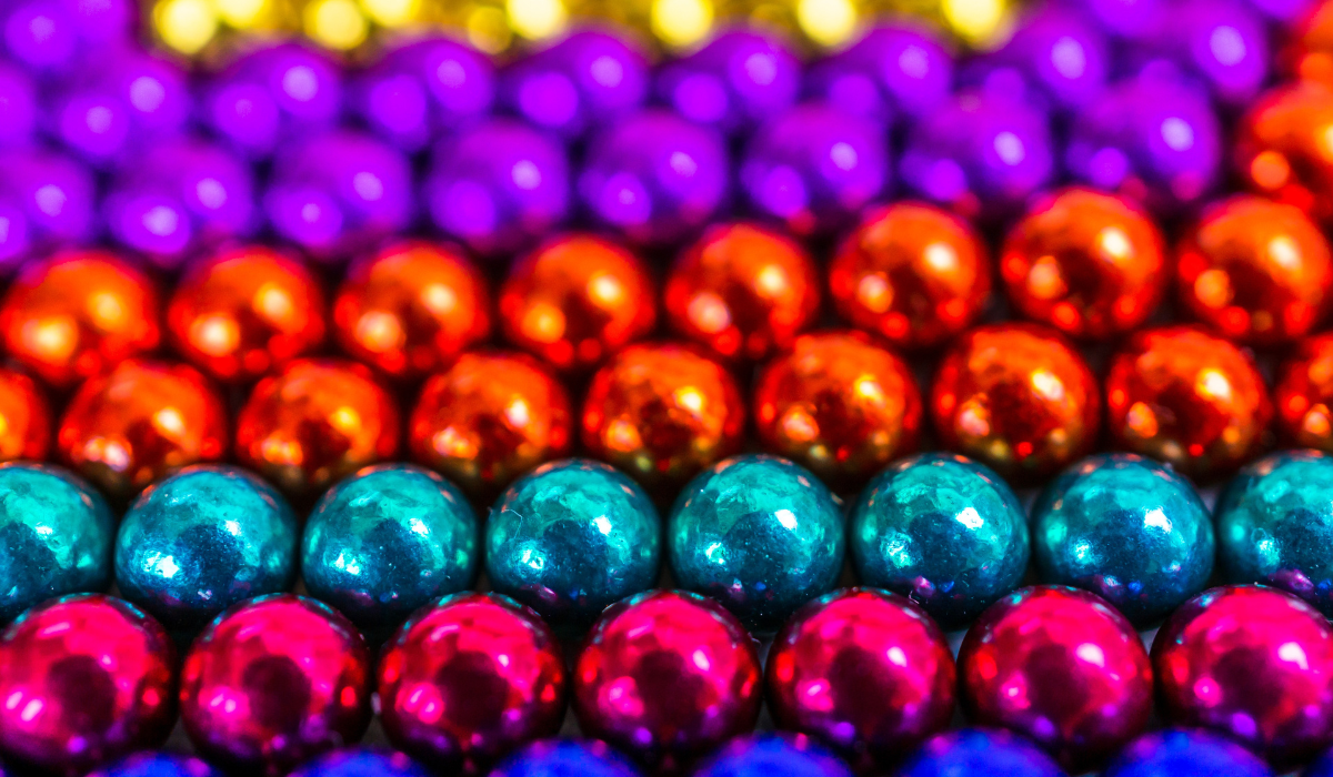 11 Easy Things to Make With Balls (11 Ideas and Tips!) Cool
